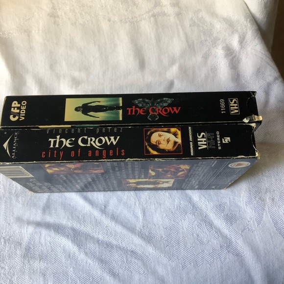 The Crow 1993 & 2 City Of Angels 1996 VHS Video 1993 Brandon Lee  Miramax - Picture 4 of 15